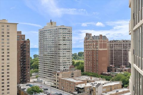 Tiny photo for 3930 N PINE GROVE Avenue #1811, Chicago, IL 60613 (MLS # 12462957)