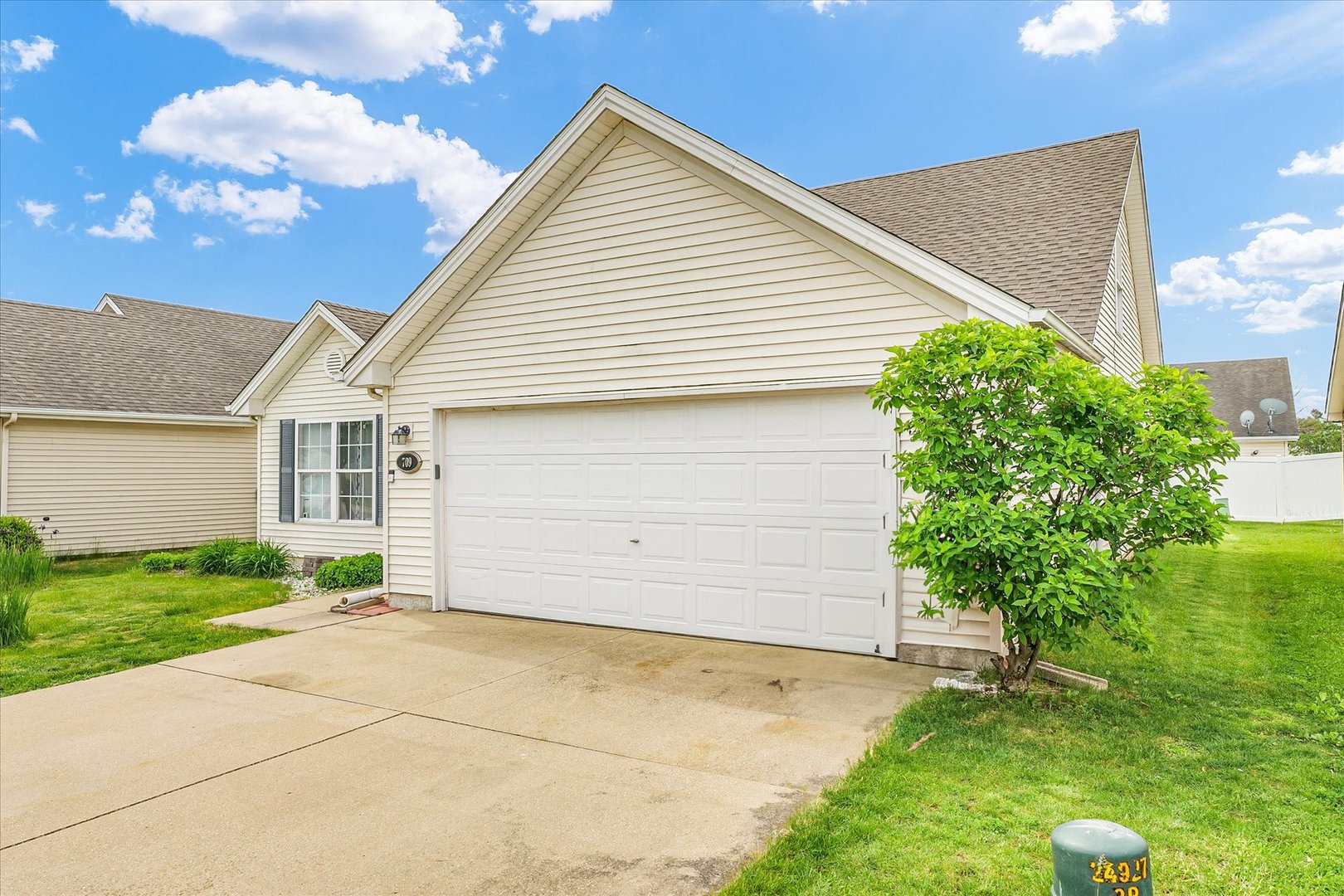 709 Bardeen Lane