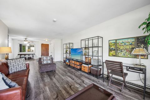 Tiny photo for 800 E Old Willow Road #208, Prospect Heights, IL 60070 (MLS # 12690432)