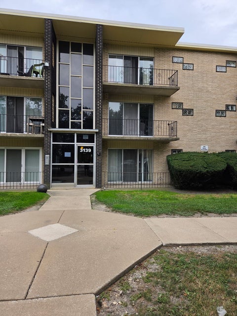 Photo of 3139 Bernice Road #2, Lansing, IL 60438 (MLS # 12750359)