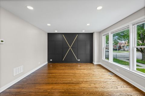 Tiny photo for 7704 S Honore Street, Chicago, IL 60620 (MLS # 12624293)