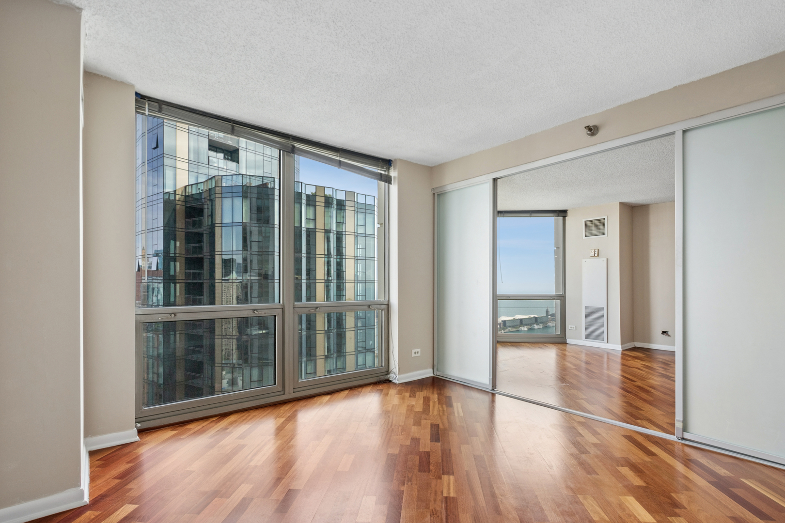 195 N Harbor Drive 4209
