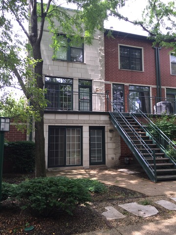 1812 S Dearborn Street 10