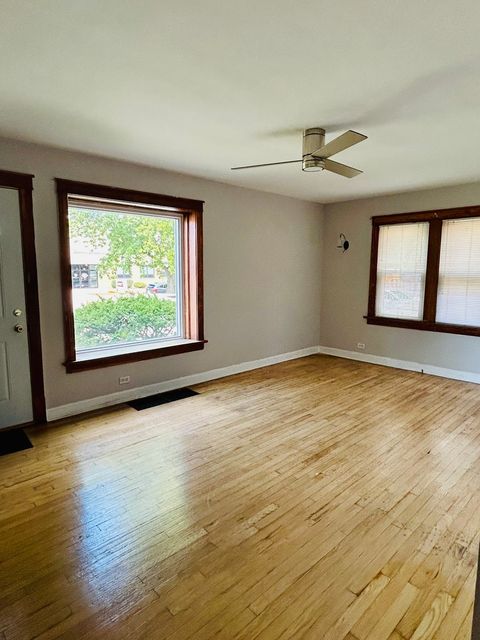 Tiny photo for 521 E 161st Place, South Holland, IL 60473 (MLS # 12510487)