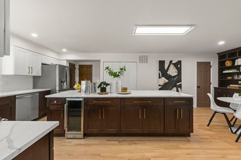 Tiny photo for 2823 Cooper Court, Woodridge, IL 60517 (MLS # 12492089)