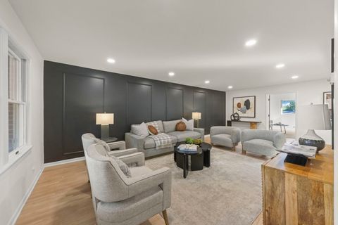 Tiny photo for 2823 Cooper Court, Woodridge, IL 60517 (MLS # 12492089)