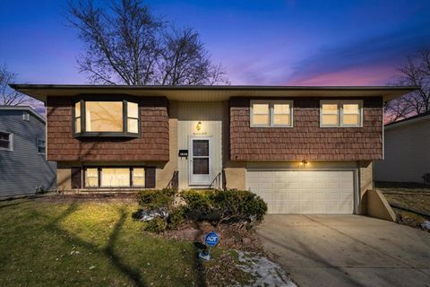 1830 MARIGOLD Lane Hanover Park IL 60133