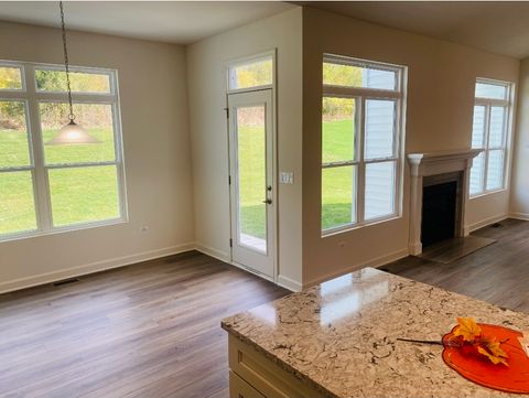 Tiny photo for 852 Timber Oak Lane, Yorkville, IL 60560 (MLS # 12581509)