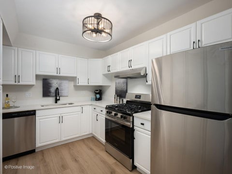 Tiny photo for 1751 Sussex Walk #D, Hoffman Estates, IL 60169 (MLS # 12753509)