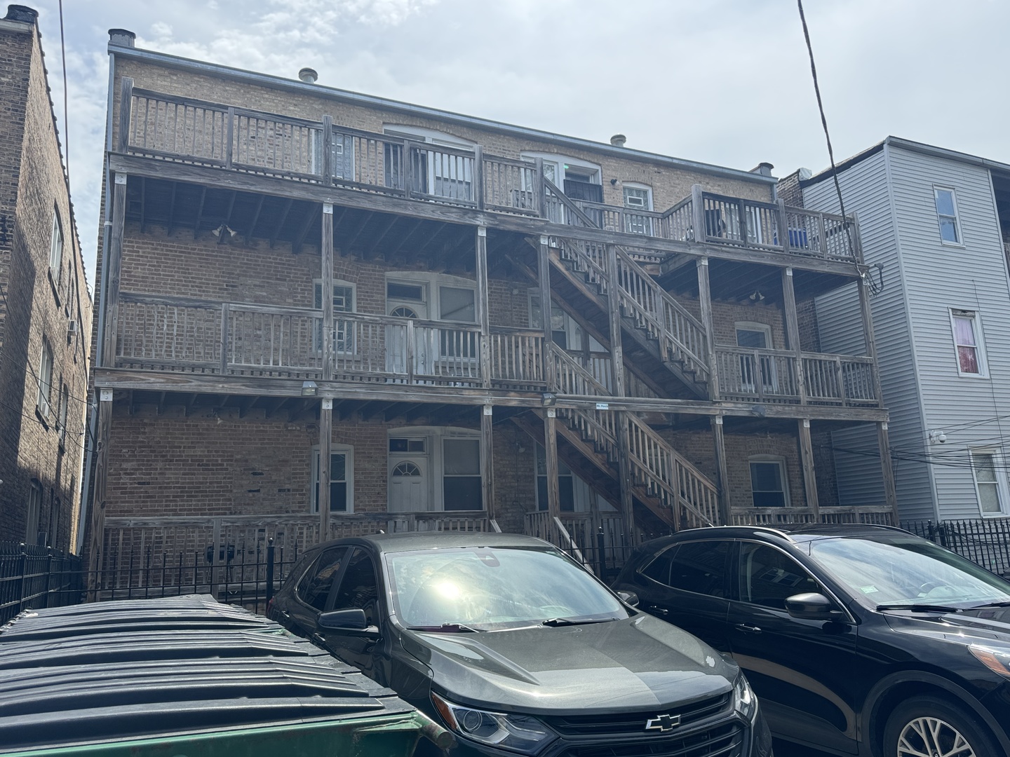 9422-9424 S Laflin Street