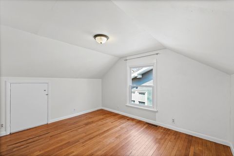 Tiny photo for 910 S Lynn Street, Urbana, IL 61801 (MLS # 12593813)