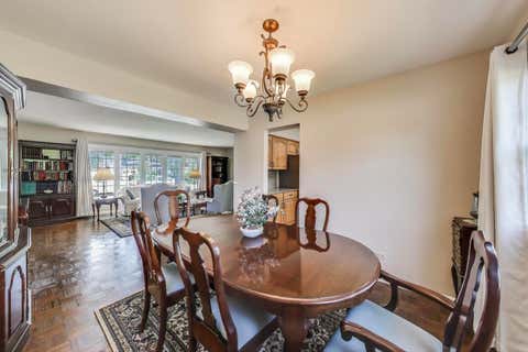 Tiny photo for 206 W Hintz Road, Arlington Heights, IL 60004 (MLS # 12724375)