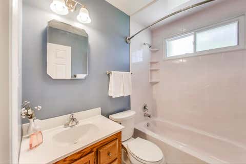 Tiny photo for 206 W Hintz Road, Arlington Heights, IL 60004 (MLS # 12724375)
