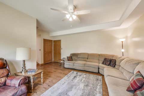 Tiny photo for 206 W Hintz Road, Arlington Heights, IL 60004 (MLS # 12724375)