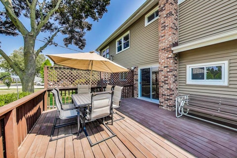 Tiny photo for 206 W Hintz Road, Arlington Heights, IL 60004 (MLS # 12724375)