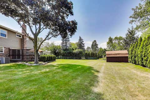 Tiny photo for 206 W Hintz Road, Arlington Heights, IL 60004 (MLS # 12724375)
