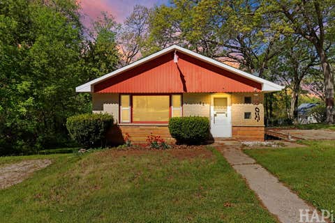 Tiny photo for 26 Woodland Avenue, Fox Lake, IL 60020 (MLS # 12644988)