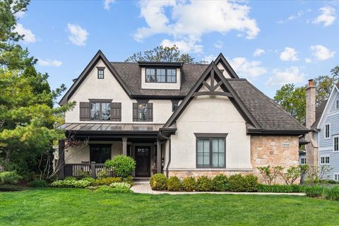 1210 Blackthorn Lane Deerfield IL 60015