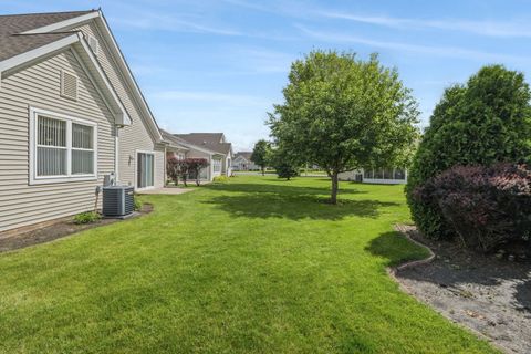 Tiny photo for 2549 Lincoln Park Court #2549, Crest Hill, IL 60403 (MLS # 12683421)