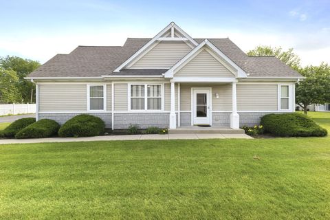 Photo of 2549 Lincoln Park Court #2549, Crest Hill, IL 60403 (MLS # 12683421)
