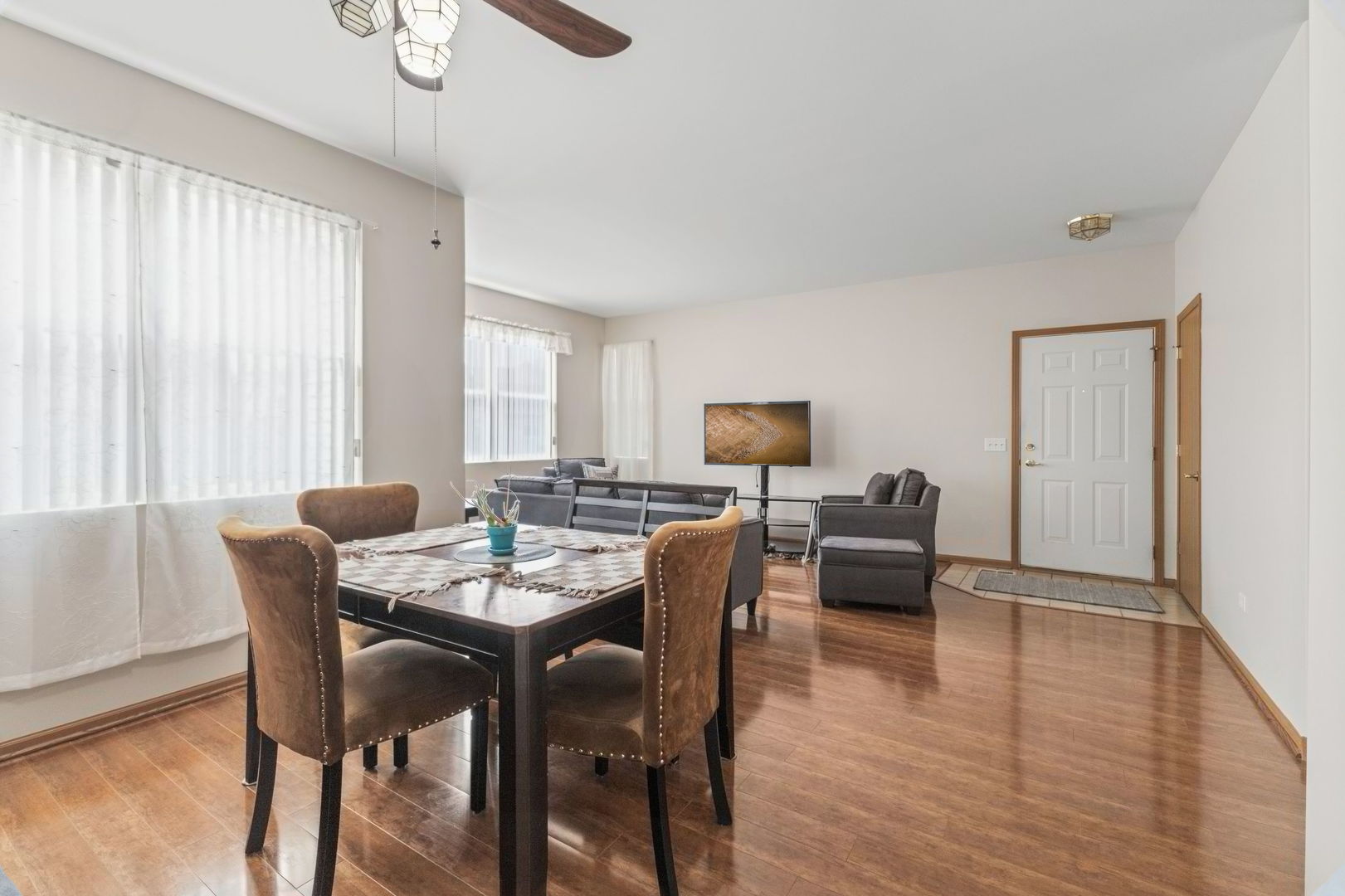 2549 Lincoln Park Court 2549