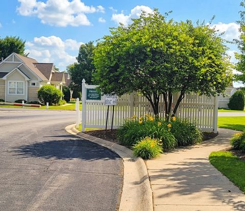 Tiny photo for 2549 Lincoln Park Court #2549, Crest Hill, IL 60403 (MLS # 12683421)