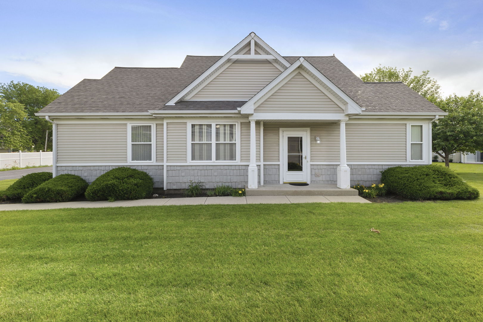 2549 Lincoln Park Court 2549