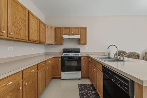 Tiny photo for 2549 Lincoln Park Court #2549, Crest Hill, IL 60403 (MLS # 12683421)