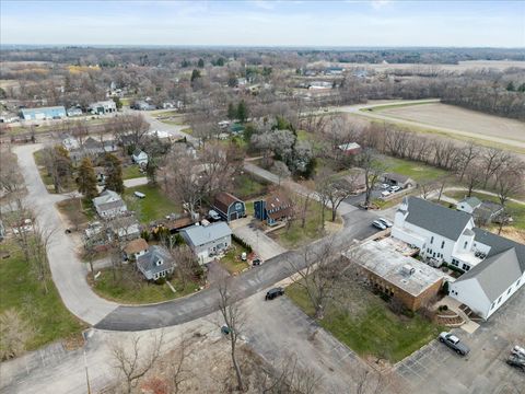 Tiny photo for 4309 Market Street, Crystal Lake, IL 60012 (MLS # 12602072)
