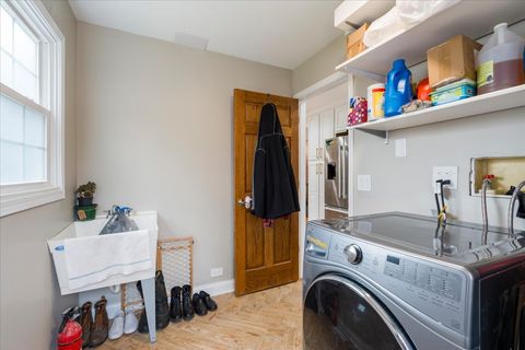 Tiny photo for 4309 Market Street, Crystal Lake, IL 60012 (MLS # 12602072)