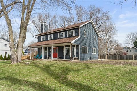 Tiny photo for 4309 Market Street, Crystal Lake, IL 60012 (MLS # 12602072)