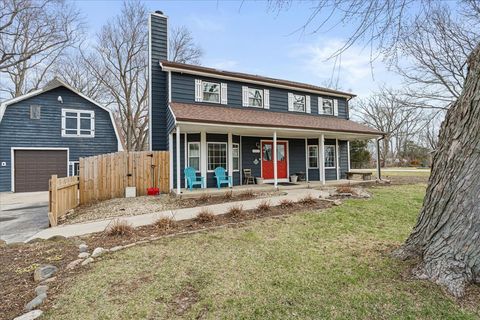 Tiny photo for 4309 Market Street, Crystal Lake, IL 60012 (MLS # 12602072)