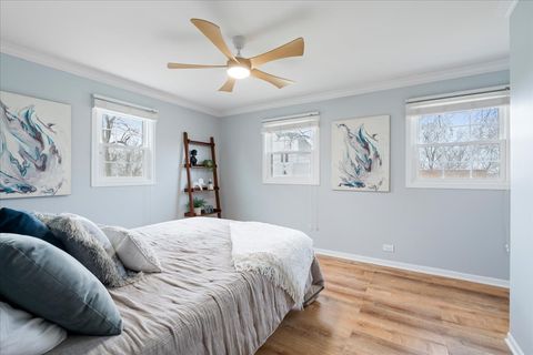 Tiny photo for 4309 Market Street, Crystal Lake, IL 60012 (MLS # 12602072)