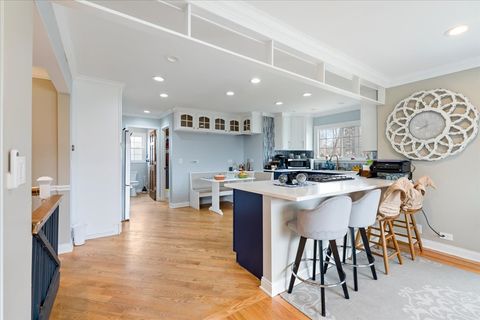 Tiny photo for 4309 Market Street, Crystal Lake, IL 60012 (MLS # 12602072)