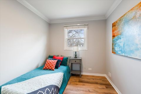 Tiny photo for 4309 Market Street, Crystal Lake, IL 60012 (MLS # 12602072)