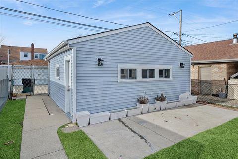 Tiny photo for 5152 S Lawler Street, Chicago, IL 60638 (MLS # 12601174)