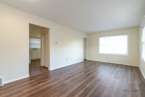 Tiny photo for 209 E Pineview Drive, Round Lake Park, IL 60073 (MLS # 12515976)