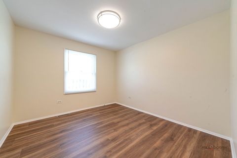 Tiny photo for 209 E Pineview Drive, Round Lake Park, IL 60073 (MLS # 12515976)