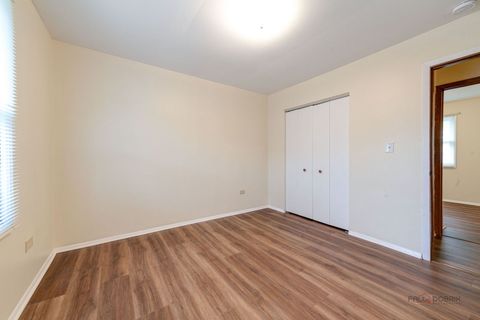 Tiny photo for 209 E Pineview Drive, Round Lake Park, IL 60073 (MLS # 12515976)