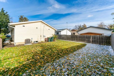 Tiny photo for 209 E Pineview Drive, Round Lake Park, IL 60073 (MLS # 12515976)