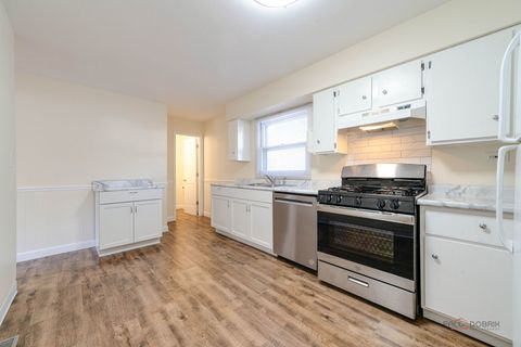 Tiny photo for 209 E Pineview Drive, Round Lake Park, IL 60073 (MLS # 12515976)