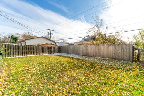 Tiny photo for 209 E Pineview Drive, Round Lake Park, IL 60073 (MLS # 12515976)