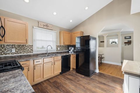 Tiny photo for 809 E Division Street, Lockport, IL 60441 (MLS # 12616405)