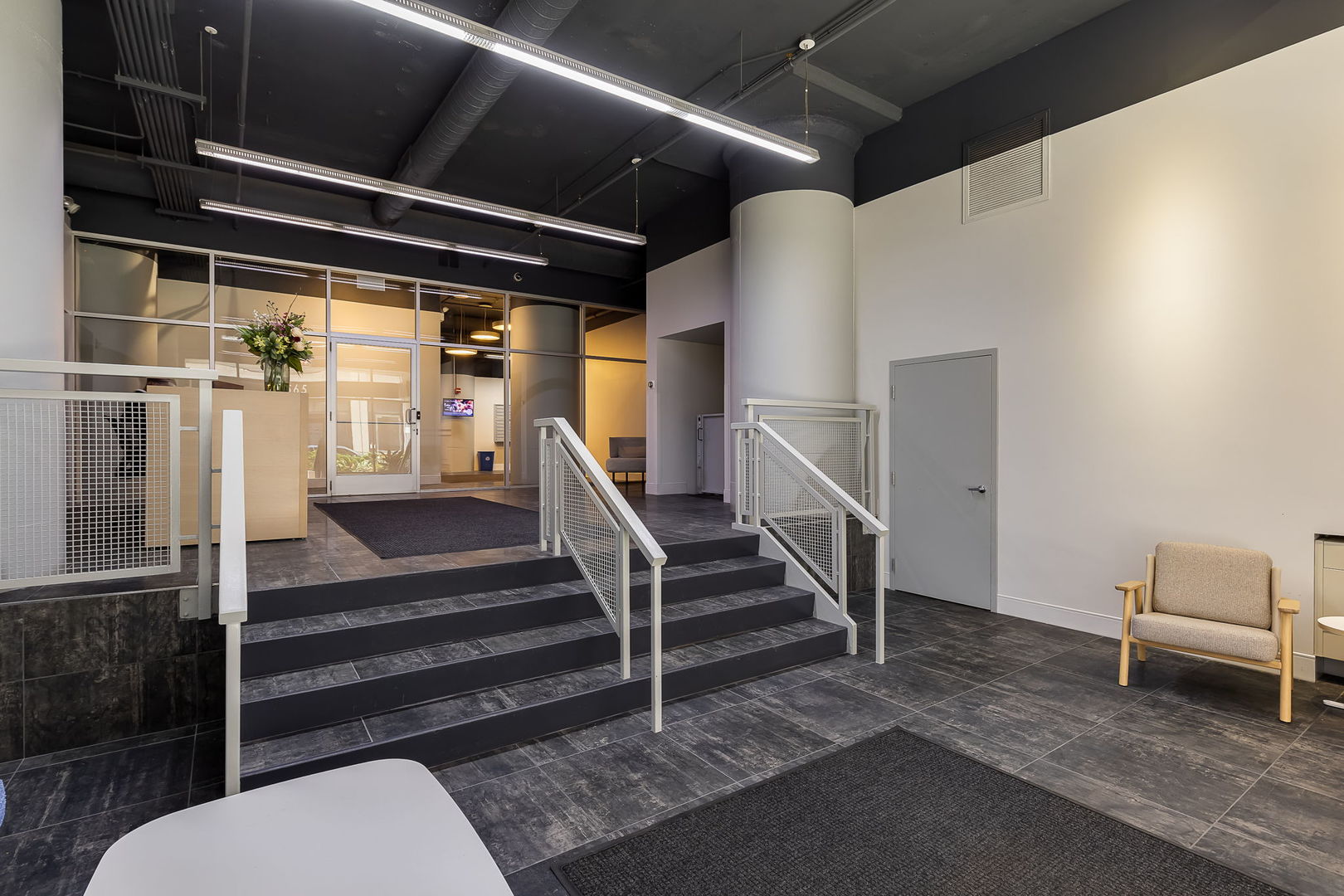 565 W Quincy Street 814