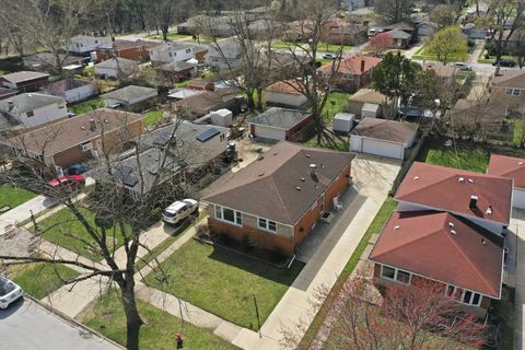 Tiny photo for 14828 Saint Louis Avenue, Midlothian, IL 60445 (MLS # 12615117)