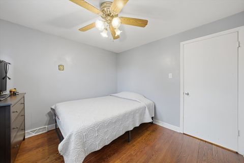 Tiny photo for 14828 Saint Louis Avenue, Midlothian, IL 60445 (MLS # 12615117)