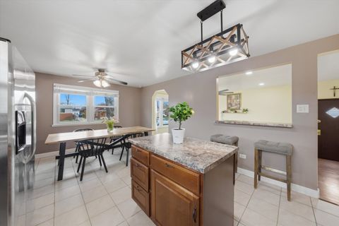 Tiny photo for 14828 Saint Louis Avenue, Midlothian, IL 60445 (MLS # 12615117)