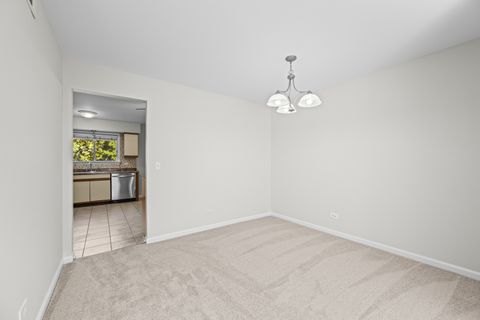 Tiny photo for 491 Leslie Court #201, Des Plaines, IL 60016 (MLS # 12504702)