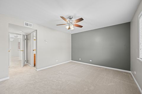 Tiny photo for 491 Leslie Court #201, Des Plaines, IL 60016 (MLS # 12504702)