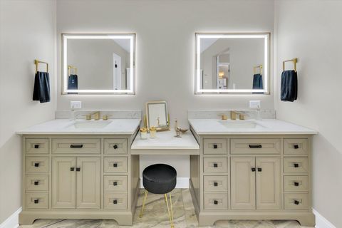 Tiny photo for 967 W Bauer Road, Naperville, IL 60563 (MLS # 12653208)
